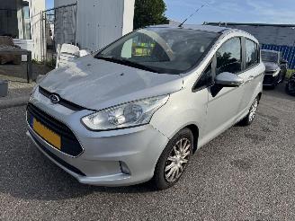 škoda osobní automobily Ford B-Max 1.0 EcoBoost Trend 2012/12