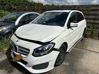 Mercedes B-klasse 220 D AMBITION picture 5