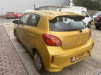 skadebil auto Mitsubishi Space-star 1.2 CONNECT + 2023/11