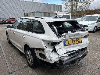 Skoda Octavia 1.0 TSI BUSINESS EDITION picture 2