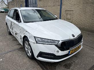 Skoda Octavia 1.0 TSI BUSINESS EDITION picture 4