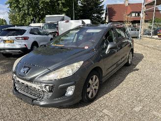 Schadeauto Peugeot 308 SW 1.6 VTI XT 2010/10
