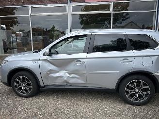 Mitsubishi Outlander 2.0 PHEV INSTYLE+ X-LINE picture 5