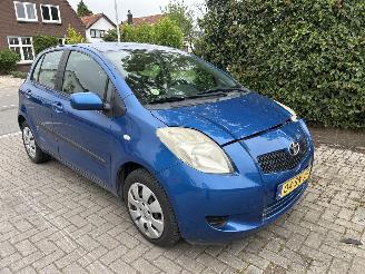 Unfallwagen Toyota Yaris 1.3 VVTI SOL 2006/3