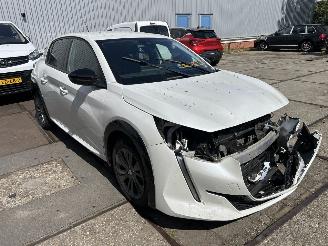 Peugeot e-208 EV ALLURE PACK 50 KWH picture 2