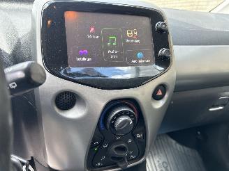 Toyota Aygo 1.0 VVT-I X-PLAY picture 10