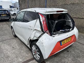 Toyota Aygo 1.0 VVT-I X-PLAY picture 5