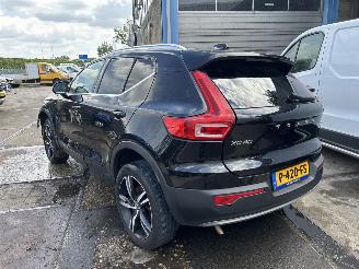 krockskadad bil auto Volvo XC40 1.5 T4   RECHARGE INSCRIPTION 2022/3