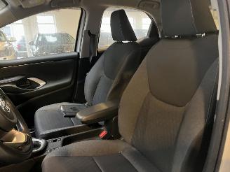 Toyota Yaris 1.5 Hybrid NL NAP! picture 16