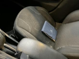 Peugeot 208 1.6 BlueHDi Blue Premium 90.000 KM! picture 22