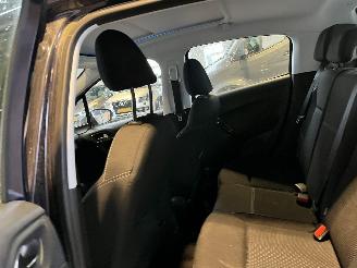 Peugeot 208 1.6 BlueHDi Blue Premium 90.000 KM! picture 11