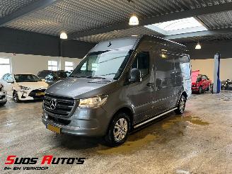 Damaged car Mercedes Sprinter 317 1.9 CDI L2H2 90.000 KM NAP! AUTOMAAT! 2022/1
