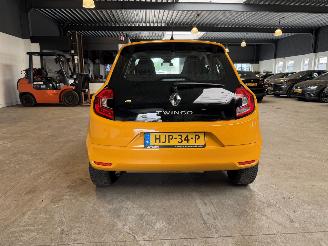 Renault Twingo 1.0 SCe Collection picture 4
