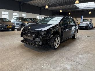  Toyota Auris 1.8 Full Hybrid Dynamic 2012/2