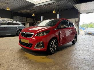 Vaurioauto  passenger cars Peugeot 108 1.0 e-VTi Allure NAP! 2019/1
