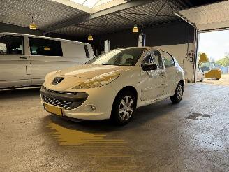 Schadeauto Peugeot 206+ 1.4 XS 2010/1
