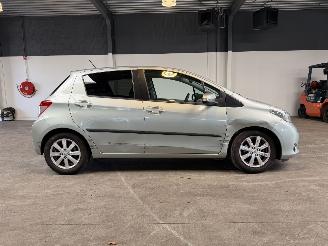Toyota Yaris 1.3 VVT-i Executive picture 6
