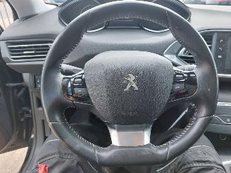 Peugeot 308 Gerserveerd 308 SW  Combi 5-drs 1.2 12V e-THP PureTech 110 picture 11