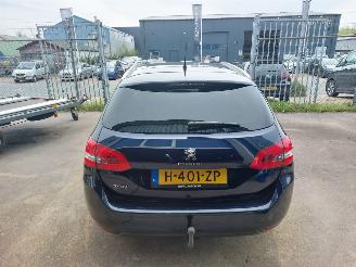 Peugeot 308 Gerserveerd 308 SW  Combi 5-drs 1.2 12V e-THP PureTech 110 picture 5