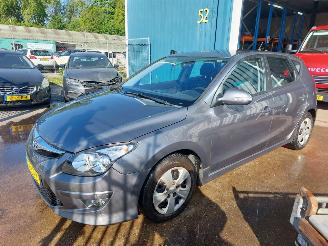 krockskadad bil auto Hyundai I-30 i30 (FD) Hatchback 1.4 CVVT 16V 2012/2