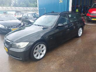 Coche accidentado BMW 3-serie 3 serie Touring (E91) Combi 318i 16V 2006/8