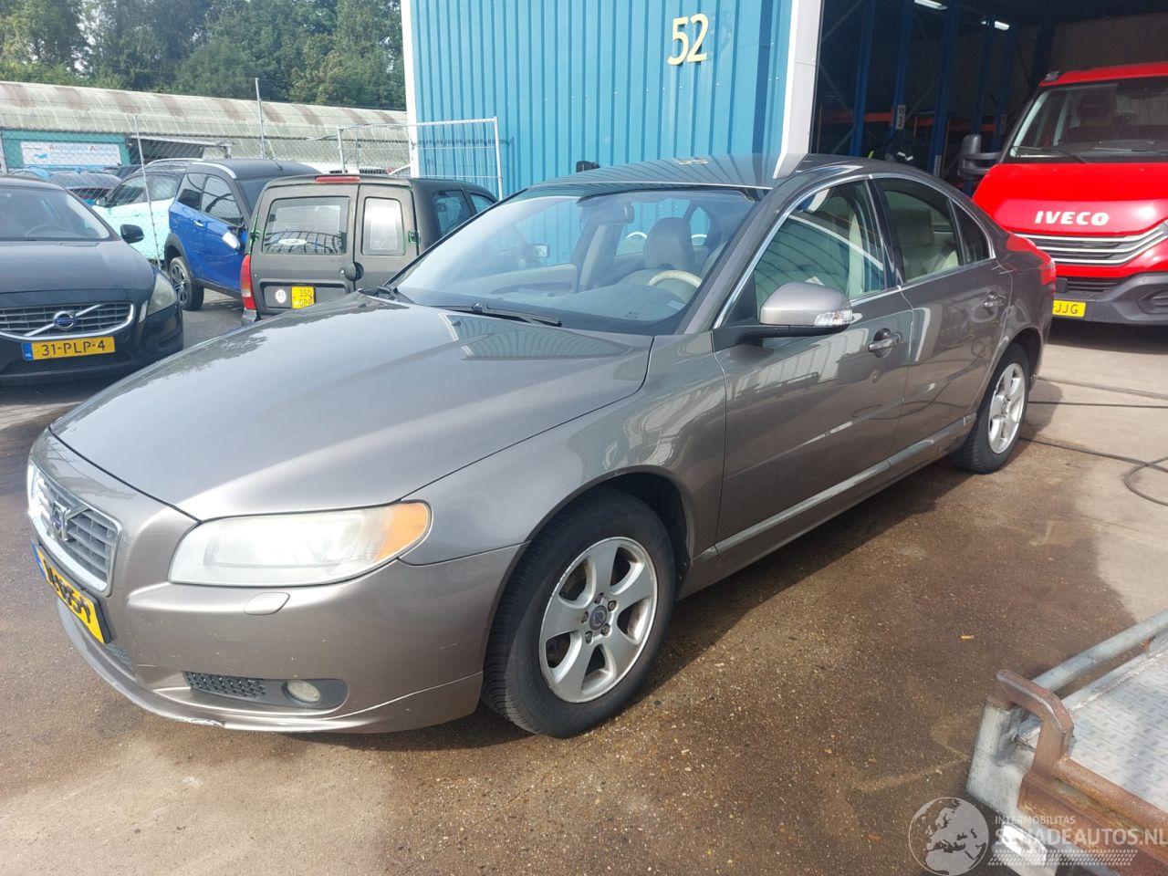 Volvo S-80 S80 (AR/AS) Sedan 2.4 D 20V