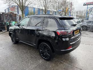 Voiture accidenté Jeep Compass 4xe 240 Plug-in Hybrid Electric S Autom. Clima Navi 2022/12