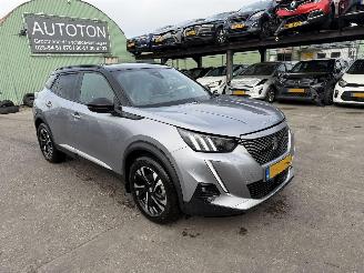 krockskadad bil auto Peugeot e-2008  2022/3