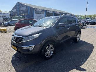 Schadeauto Kia Sportage 1.6 GDI 99KW Plus Pack Clima Navi Led Camera 2013/2