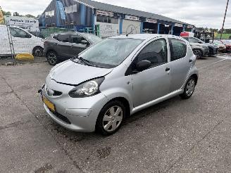 skadebil auto Toyota Aygo 1.0-12V 50KW 5-Deurs 2008/6