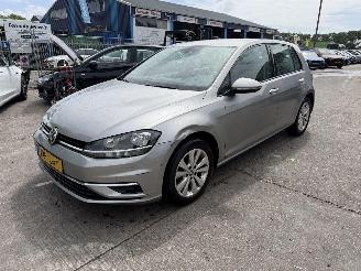 Schadeauto Volkswagen Golf 1.6 TDI 85KW Clima Navi Led Comfortline 5-Drs 2018/5