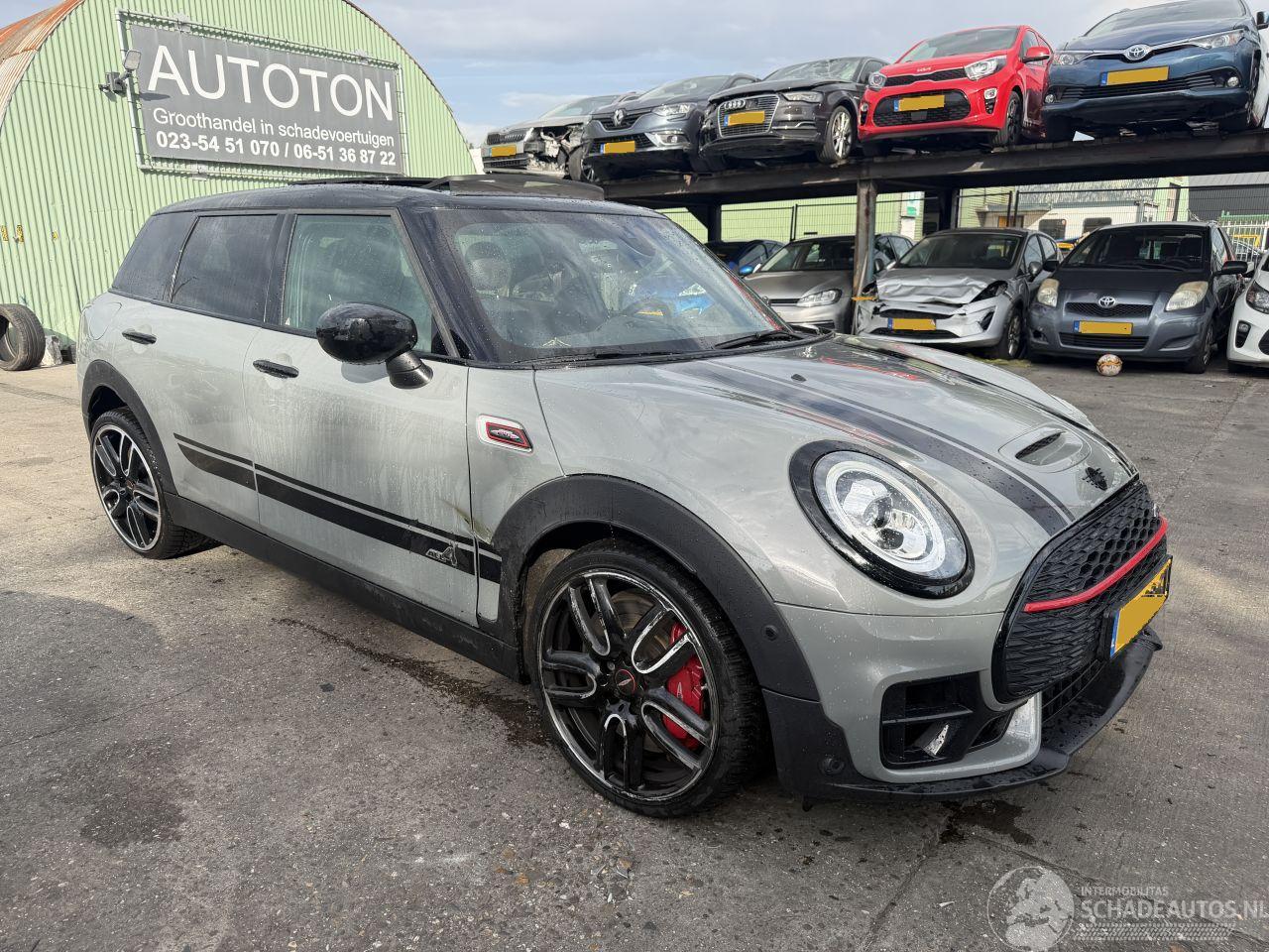 Mini Clubman 2.0 JCW 306PK Autom. ALL4 Pano Clima Navi Led Xenon Chili Led Xenon NAP