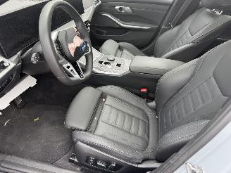 BMW 3-serie 330e 135KW Pano Clima Navi M-Pakket NAP picture 16