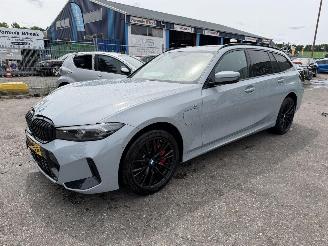 BMW 3-serie 330e 135KW Pano Clima Navi M-Pakket NAP picture 3