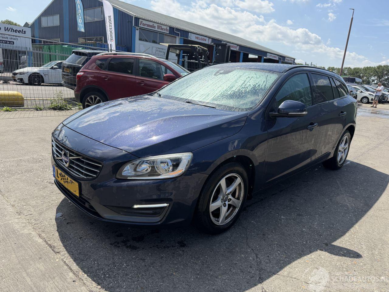 Volvo V-60 1.6 D2 Autom. 84KW Clima Navi Leer Led R-Design