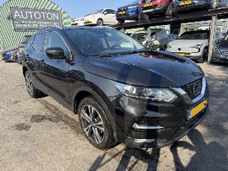Voiture accidenté Nissan Qashqai 1.2 85KW Clima Navi Led Pano N-Connecta 2018/3
