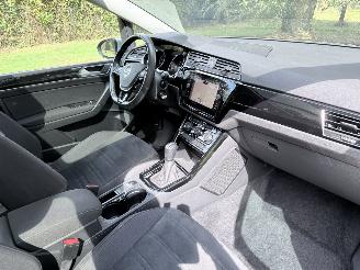 Volkswagen Touran HIGHLINE 5Pers picture 23
