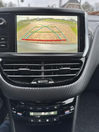 Peugeot 208 Tech edition picture 21