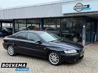 skadebil auto Volvo S-60 2.4 Drivers Ed Open-Dak Navigatie Leer Stoelverw. Cruise 2008/12