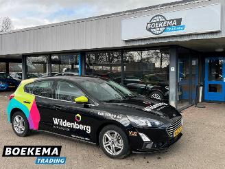 Unfallwagen Ford Focus 1.0 EcoBoost Business Navigatie Climate Cruise Camera 2021/11