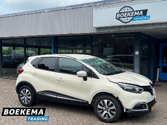 Schadeauto Renault Captur 0.9 TCe Expression Keyless Airco Cruise Trekh. 2014/5