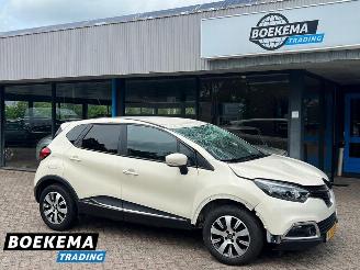 Schadeauto Renault Captur 0.9 TCe Expression Keyless Airco Cruise Trekh. 2014/5