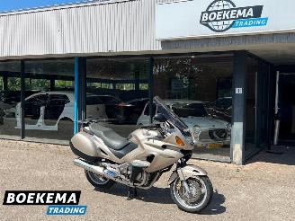 Schade motor Honda NT 650 Deauville 1998/8