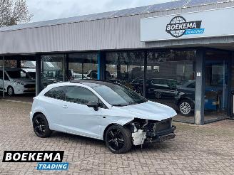 krockskadad bil auto Seat Ibiza SC 1.8 TSI Cupra 192PK Open-Dak Stoelverwarming Navigatie Half-leder 2017/1