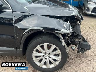 Volkswagen Tiguan 2.0 TDI Comfort&Design Pano Stoelverw. Cruise Climate PDC Trekh. picture 7