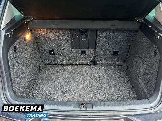 Volkswagen Tiguan 2.0 TDI Comfort&Design Pano Stoelverw. Cruise Climate PDC Trekh. picture 19