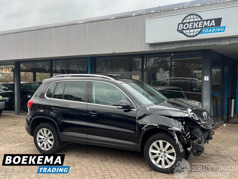 Volkswagen Tiguan 2.0 TDI Comfort&Design Pano Stoelverw. Cruise Climate PDC Trekh.