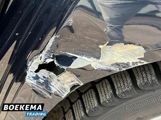 BMW 5-serie 535i High Ex. Xenon Navi Cruise Climate PDC trekh. picture 9