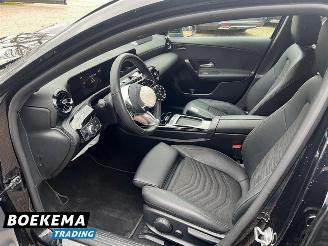 Mercedes A-klasse 180 Business Line Facelift Navi Camera Clima SHZ picture 15