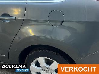 Peugeot 5008 1.6 THP ST Aut Panorama Navigatie Climate Cruise PDC Glazen dak picture 11
